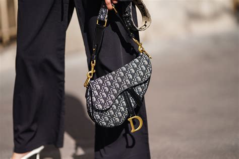 how to wear dior saddle bag|fashionphile dior saddle bag.